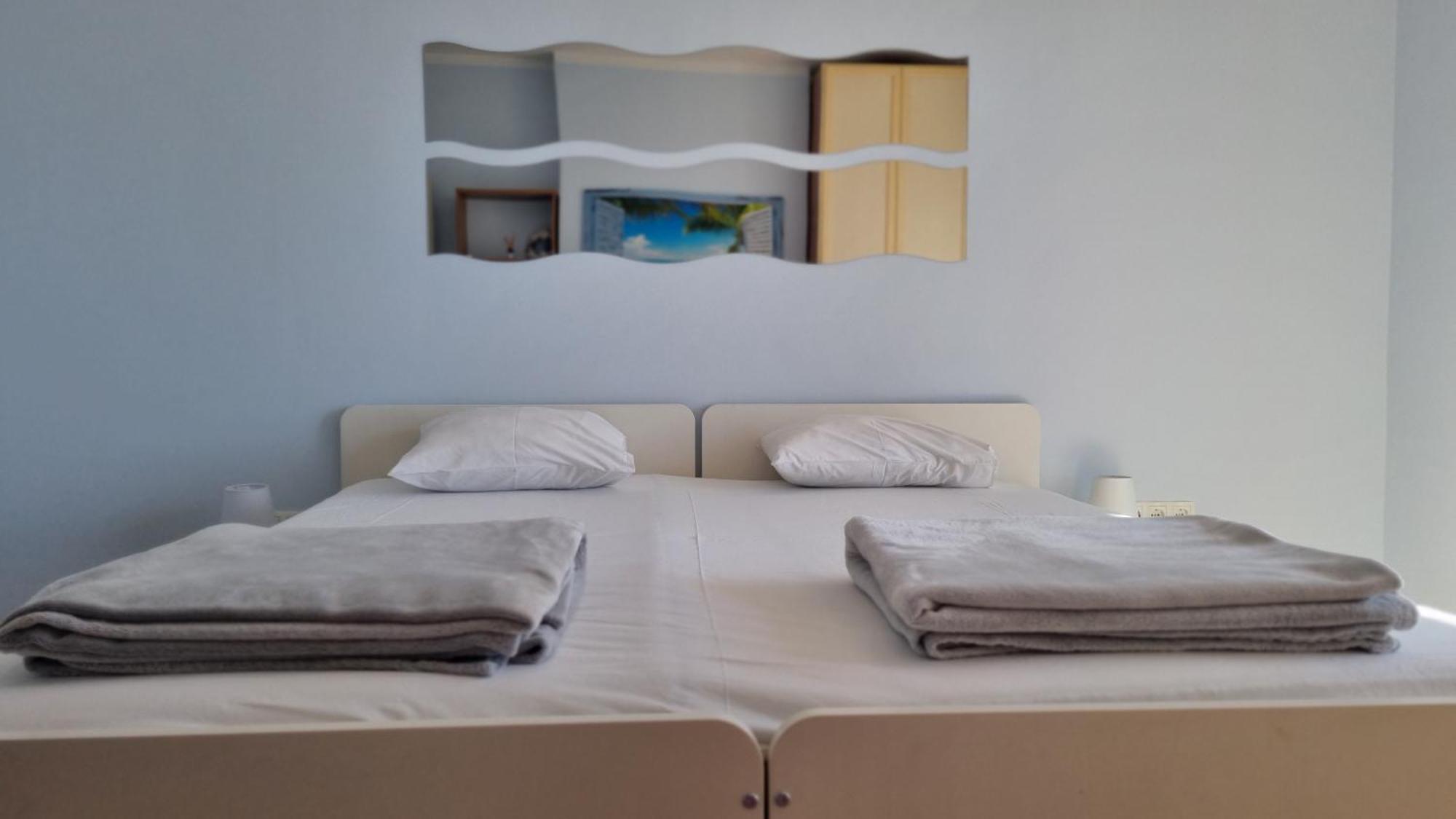 Apartment With Direct Sea View, Free Parking And Close To Beaches And Promenade Ловран Экстерьер фото