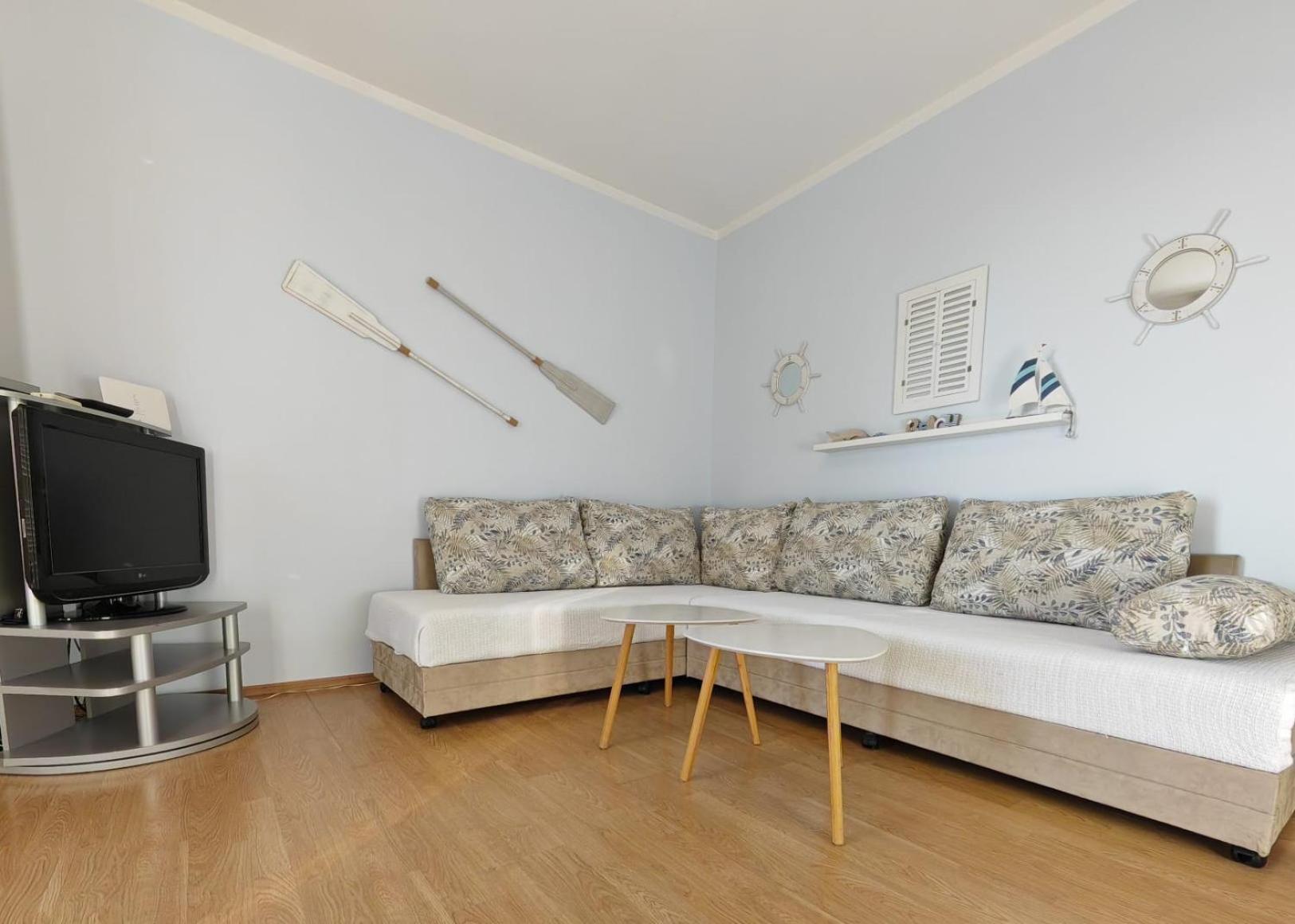Apartment With Direct Sea View, Free Parking And Close To Beaches And Promenade Ловран Экстерьер фото